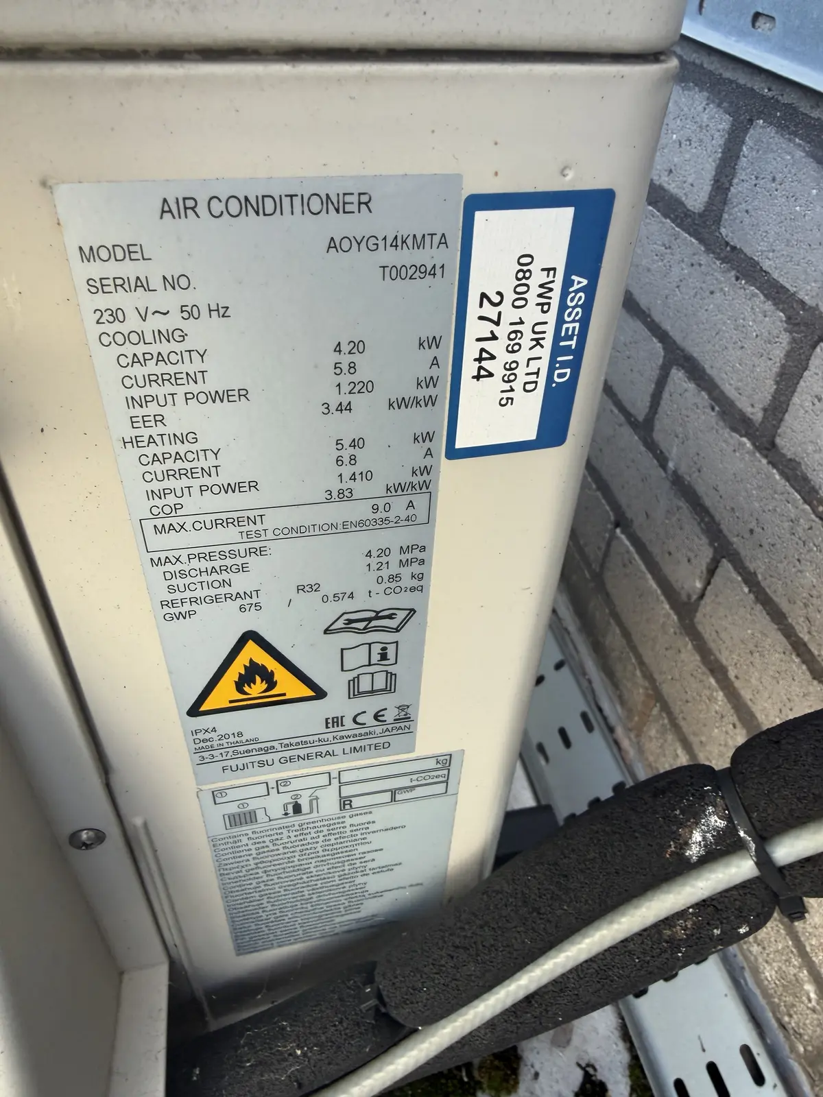 Rating plate recorded during commissioning and F-Gas checks